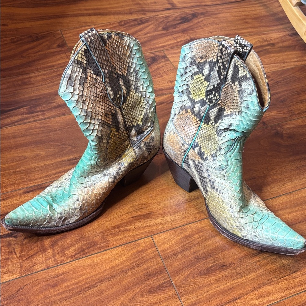 Old Gringo for BOOT STAR Hand Dyed Python Cowboy Boots! - Picture 4 of 12